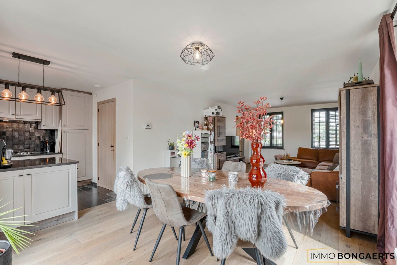 Instapklare woning met 3 slaapkamers 