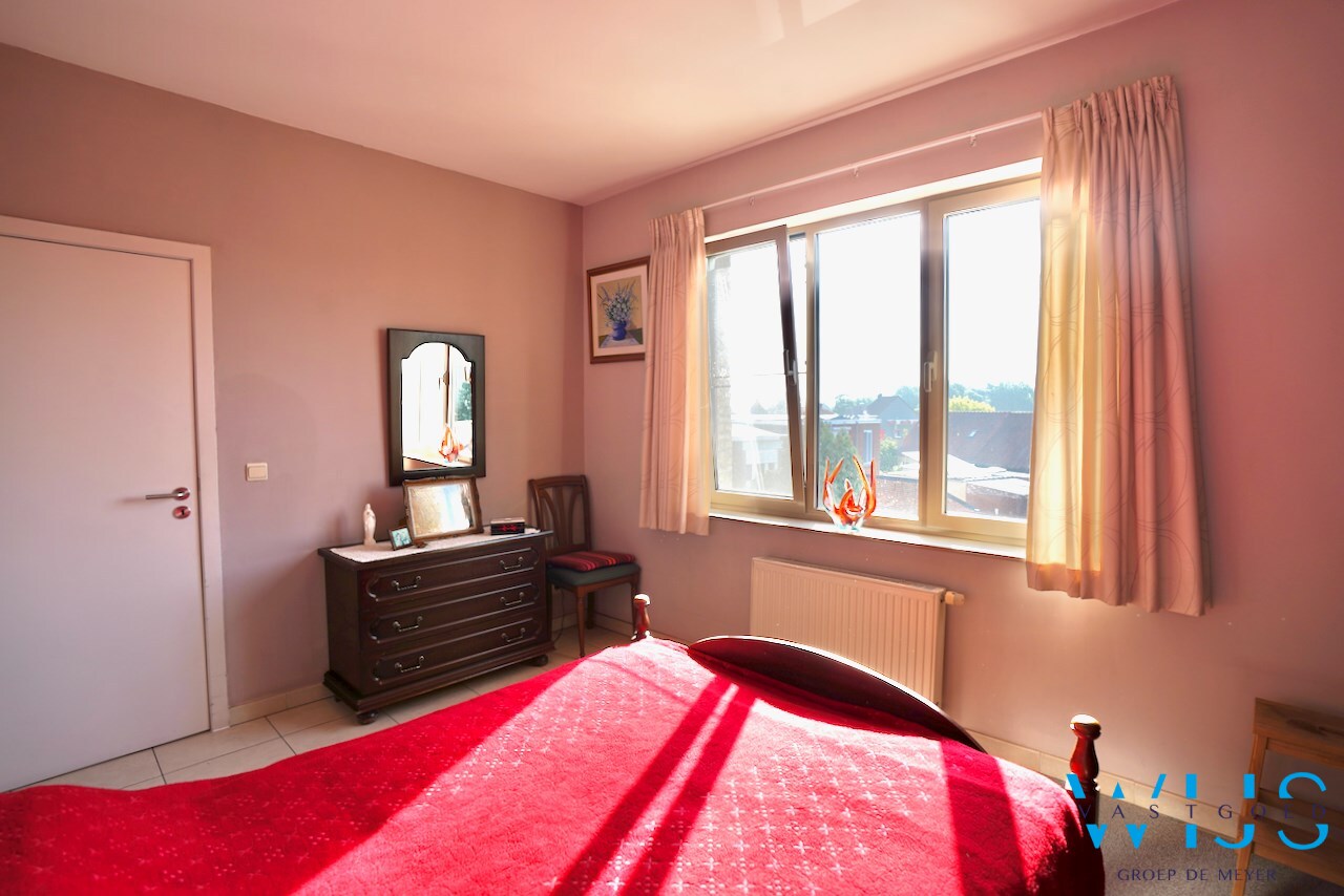 Gezellig tweeslaapkamer appartement met garage te Wachtebeke ! 