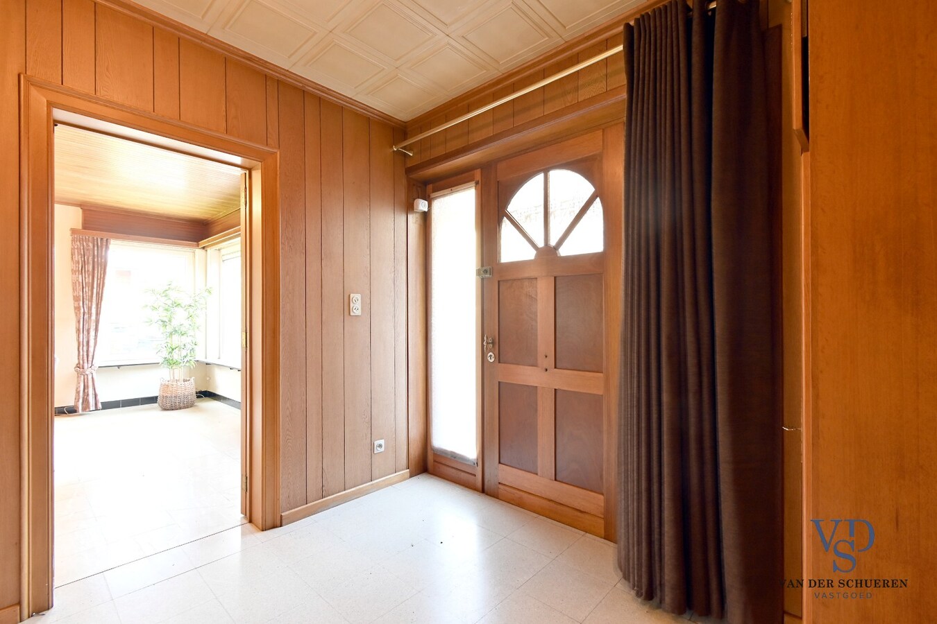 Te renoveren halfopen bebouwing in Deurle 