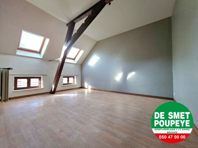 Ruim duplex appartement met tuintje 