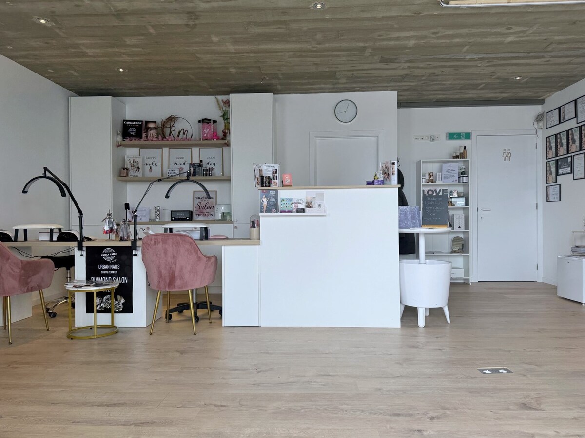 Winkelruimte verhuurd in Ravels