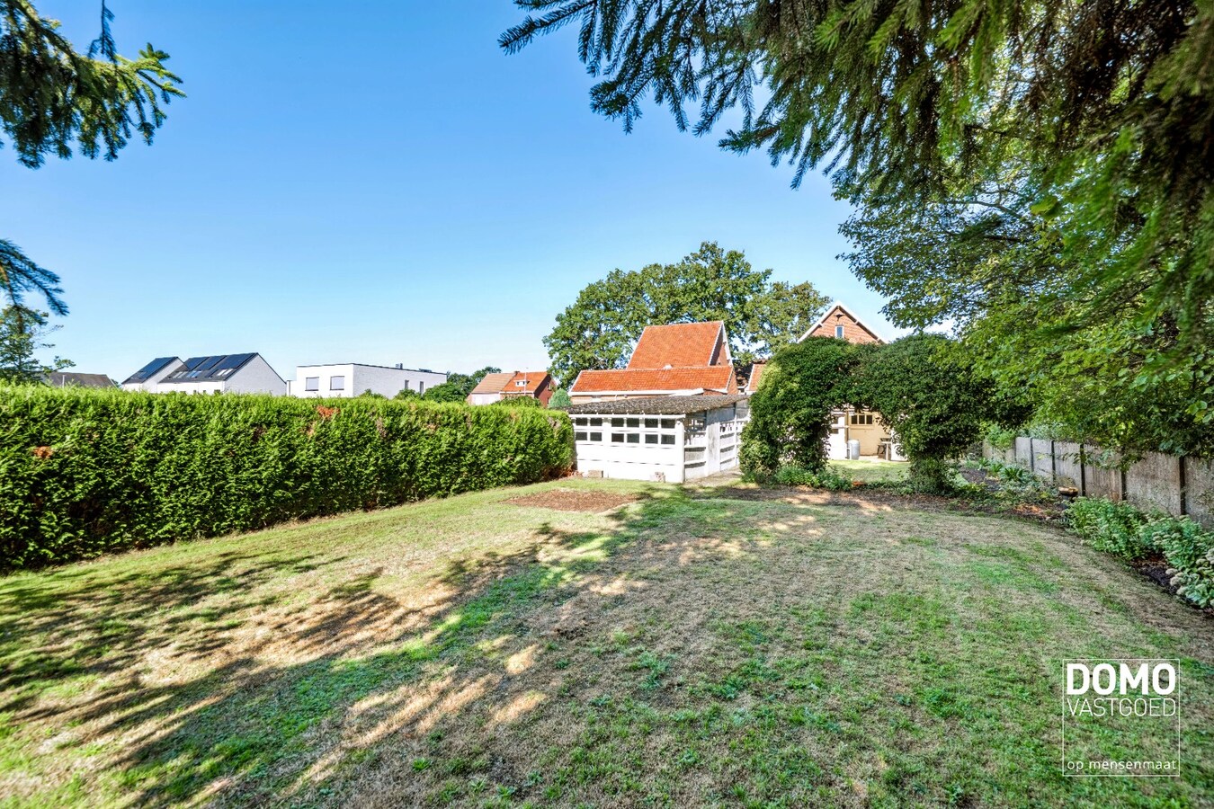 Zeer goed onderhouden woning op 9 are met potentieel 