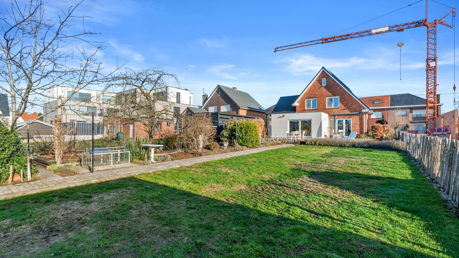 LINDEN - 🌳 gerenoveerde villa op 7a23 