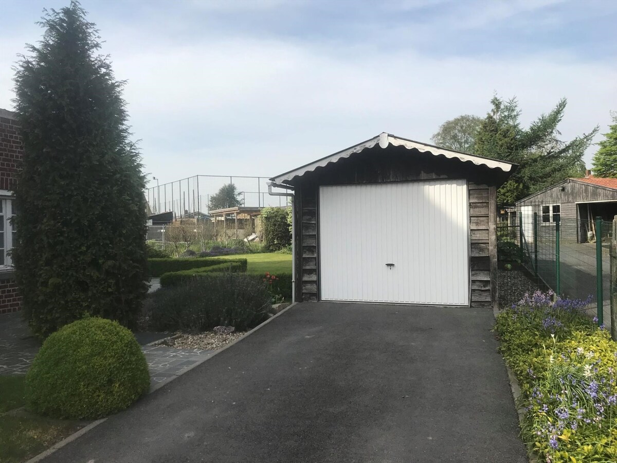 Ruime halfopen woning met 3 slaapkamers 