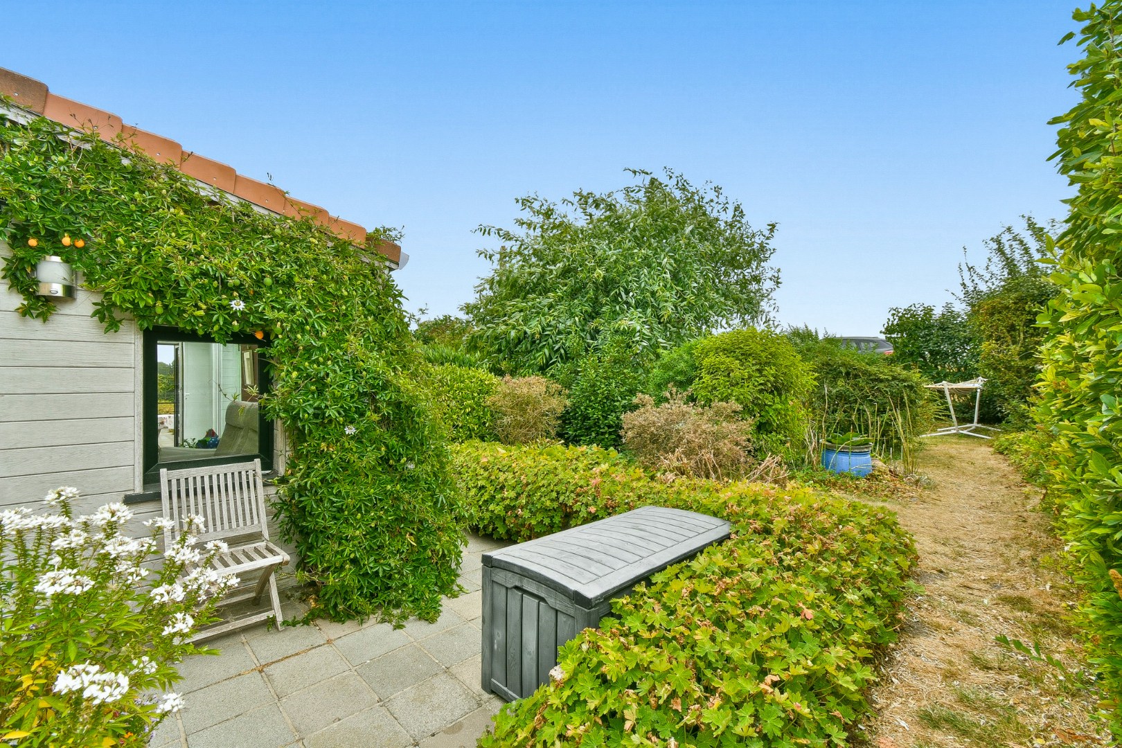 prachtige vrijstaande woning op toplocatie langs het kanaal te Leffinge met uniek panoramisch verzicht 