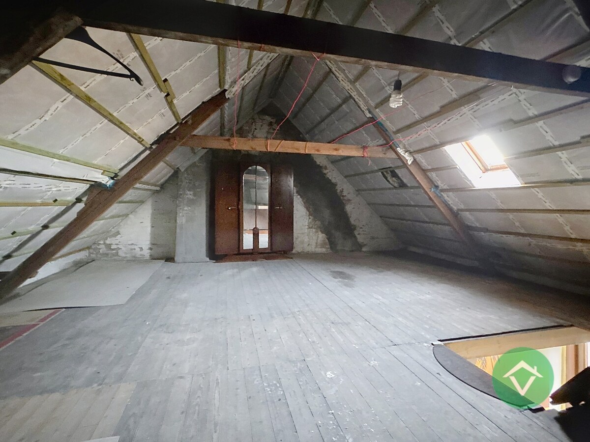 Instapklare woning met 4 slaapkamers in centrum van Koekelare 