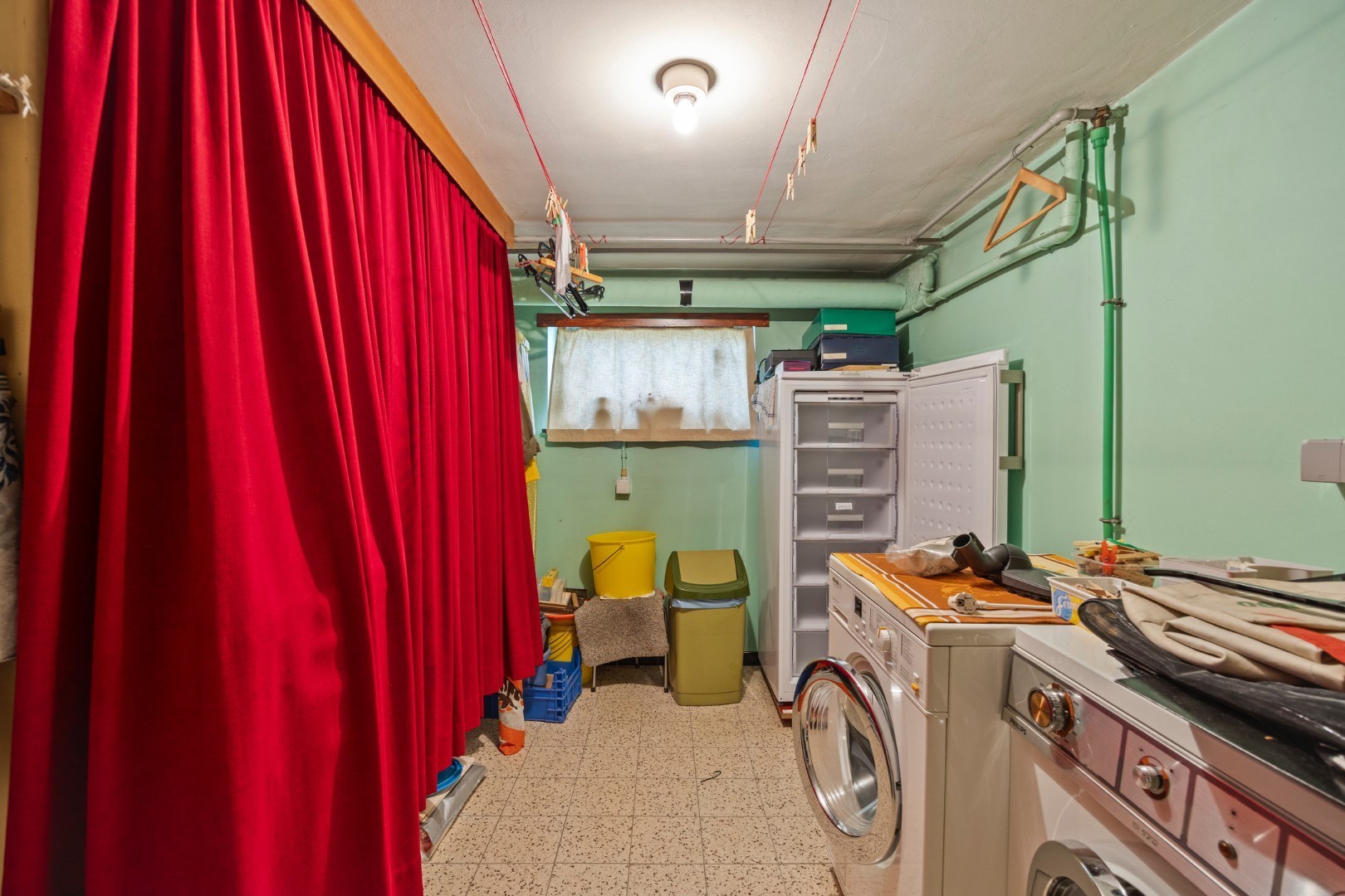 Gezinswoning met 3 slpk. op ruim perceel van 10a 22ca in Heppen 