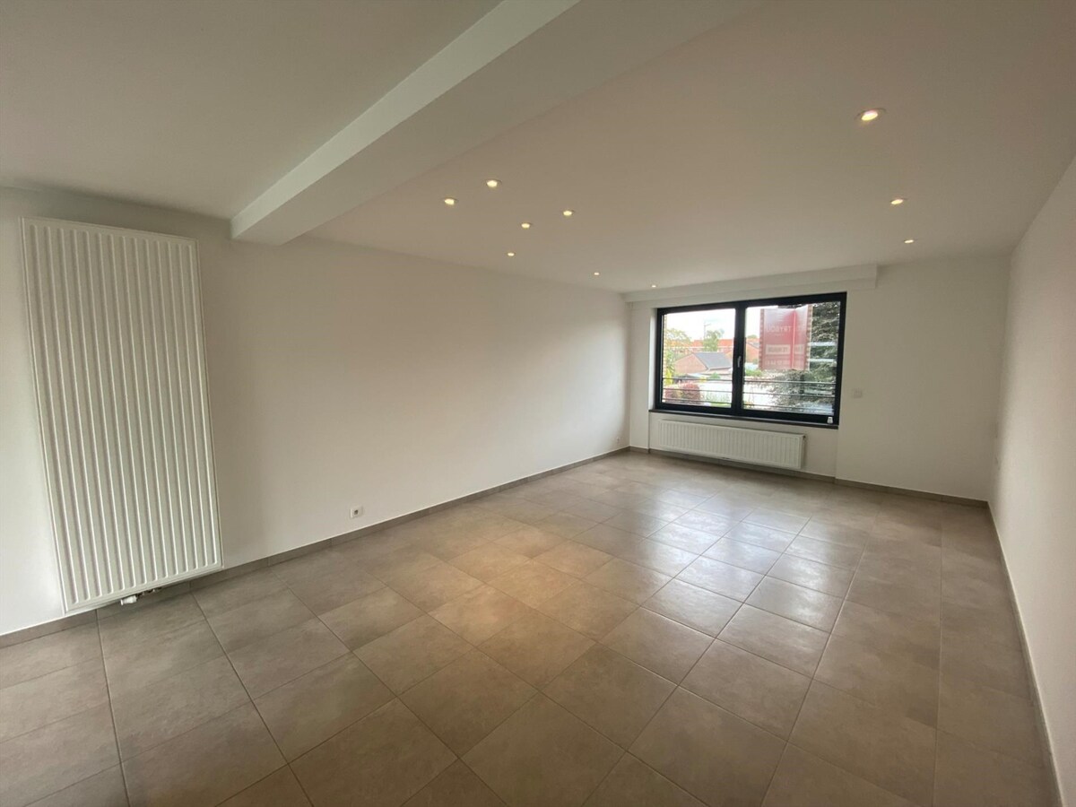 Uiterst ruim, energiezuinig appartement met groot terras 