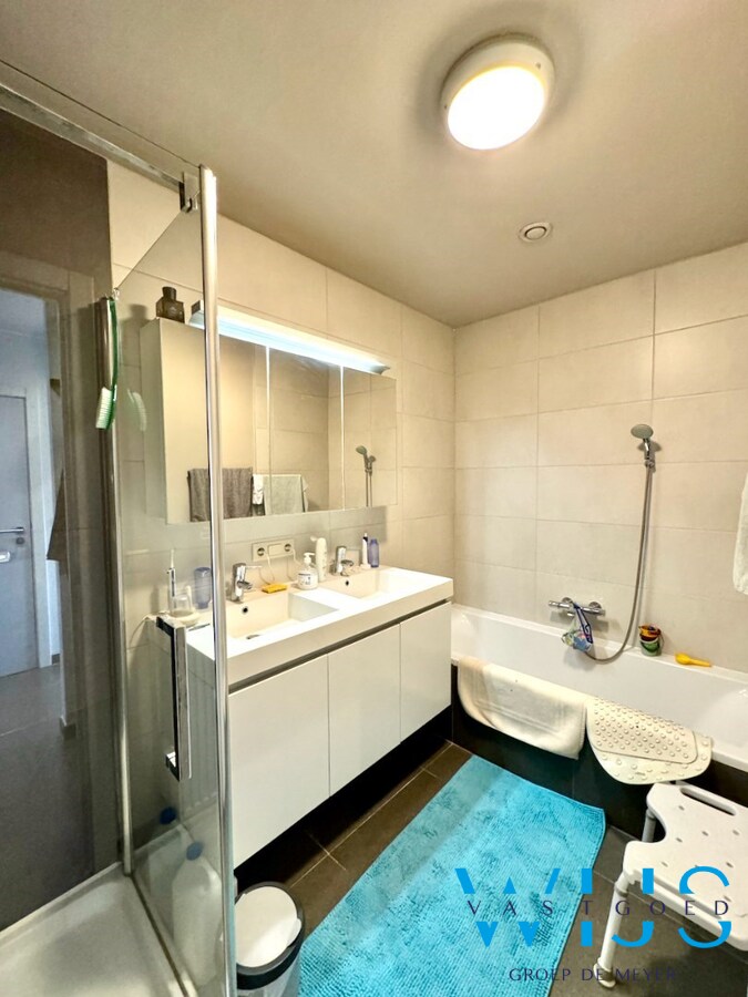 Energiezuinig drieslaapkamer appartement te Zelzate ! 