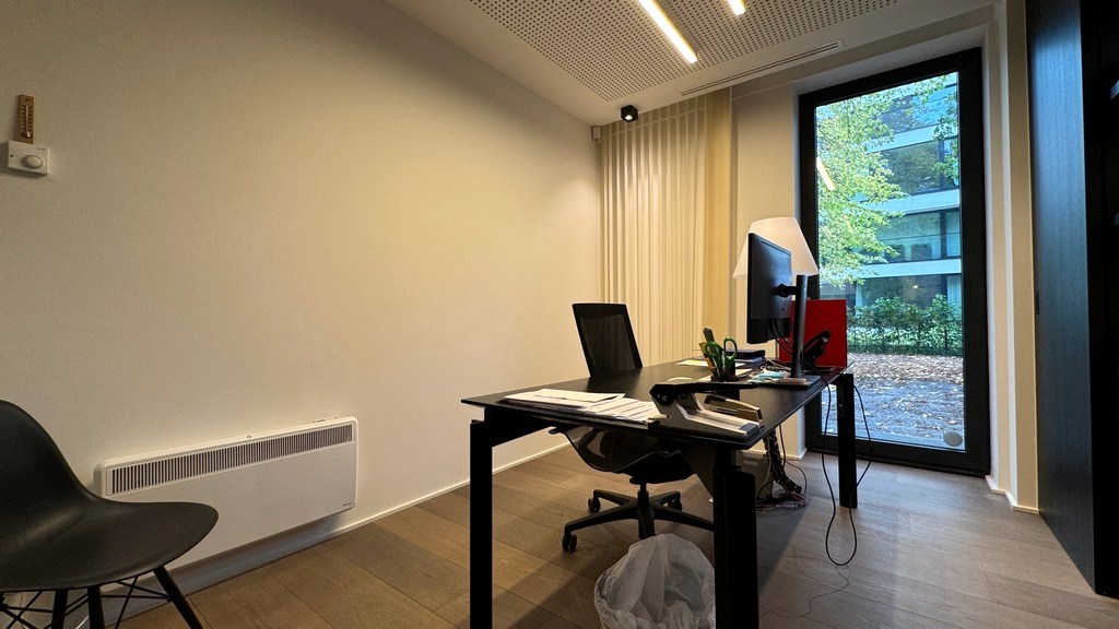 Hoogwaardig afgewerkt kantoor te koop aan de Sterre in Gent