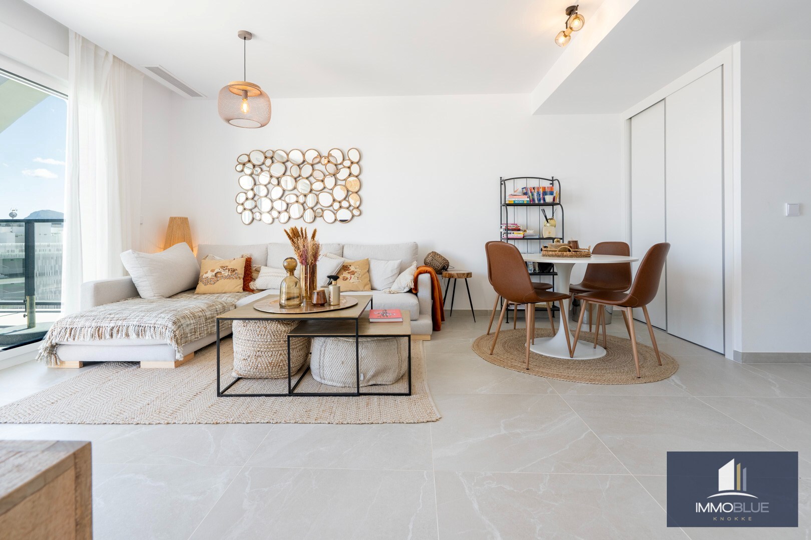 penthouse de luxe avec vue panoramique sur la mer et terrasses très spacieuses 