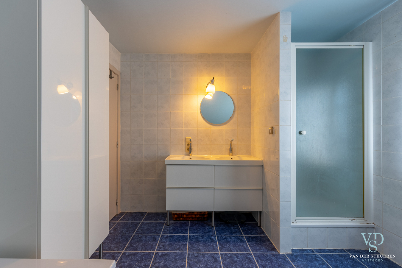 Energiezuinige, eigentijdse villa met zwembad. 