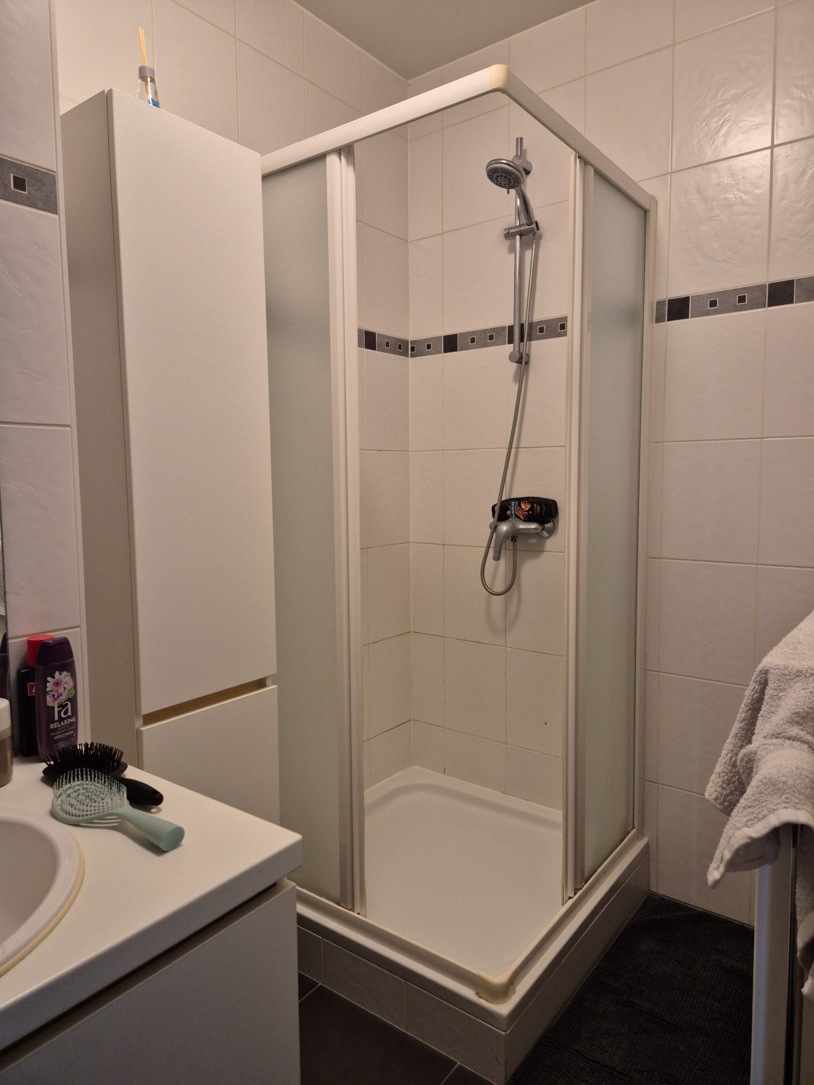 Appartement met 1 slaapkamer en garage. 