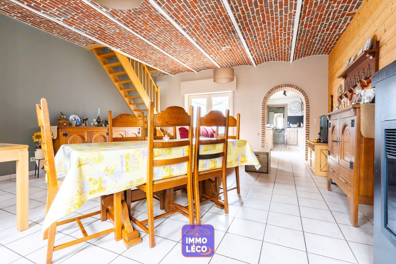 Maison idéalement située à Dottignies avec terrasse. 