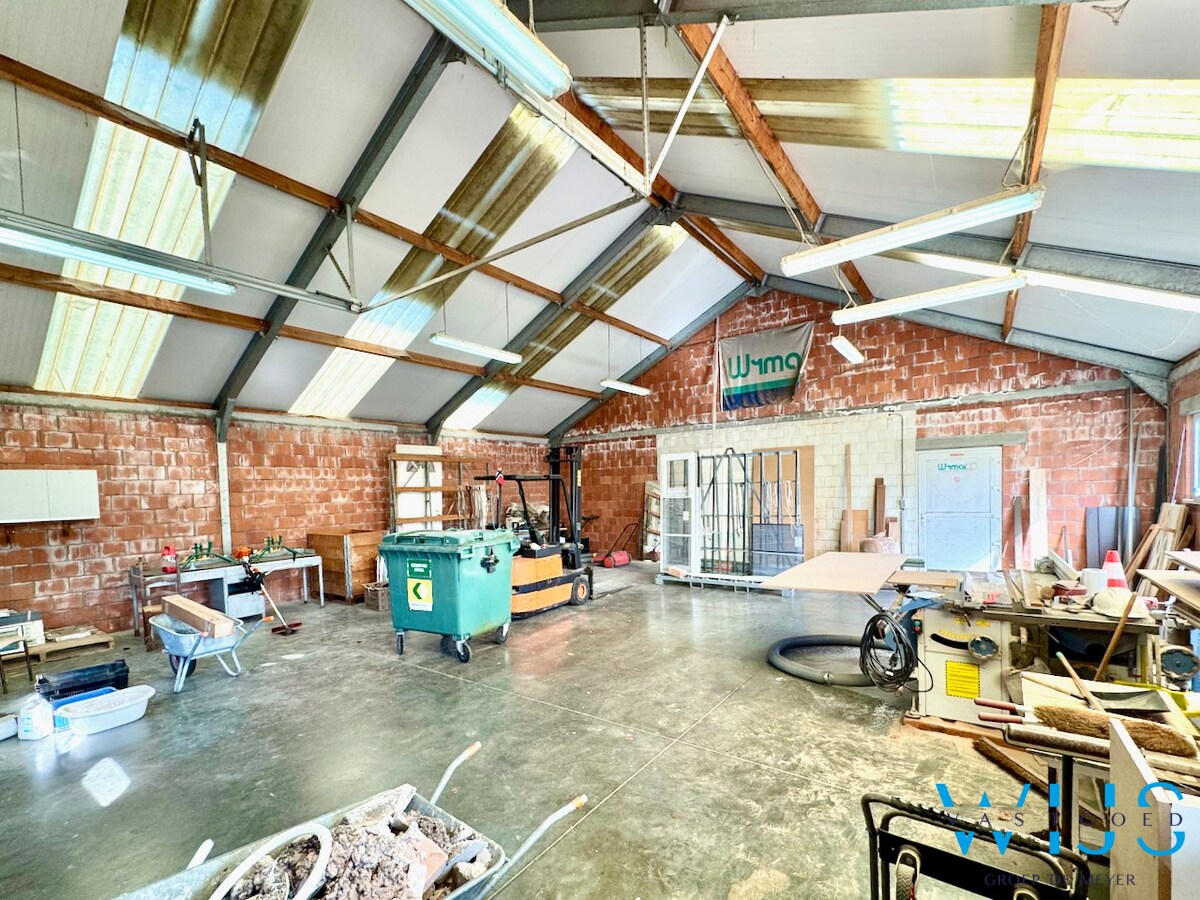 Prachtige eigendom in hartje Wippelgem ! 