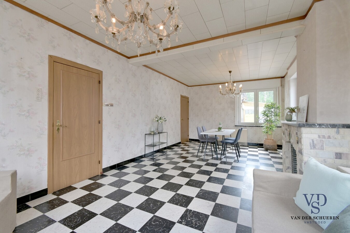 Charmante woning te Landskouter. 