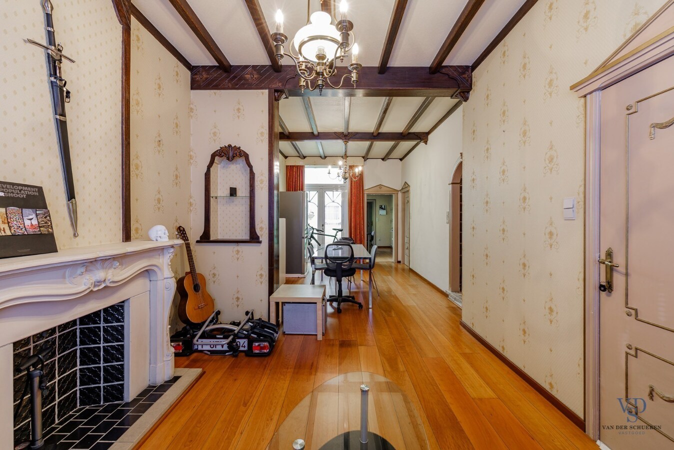 Verhuurde woning nabij station. 