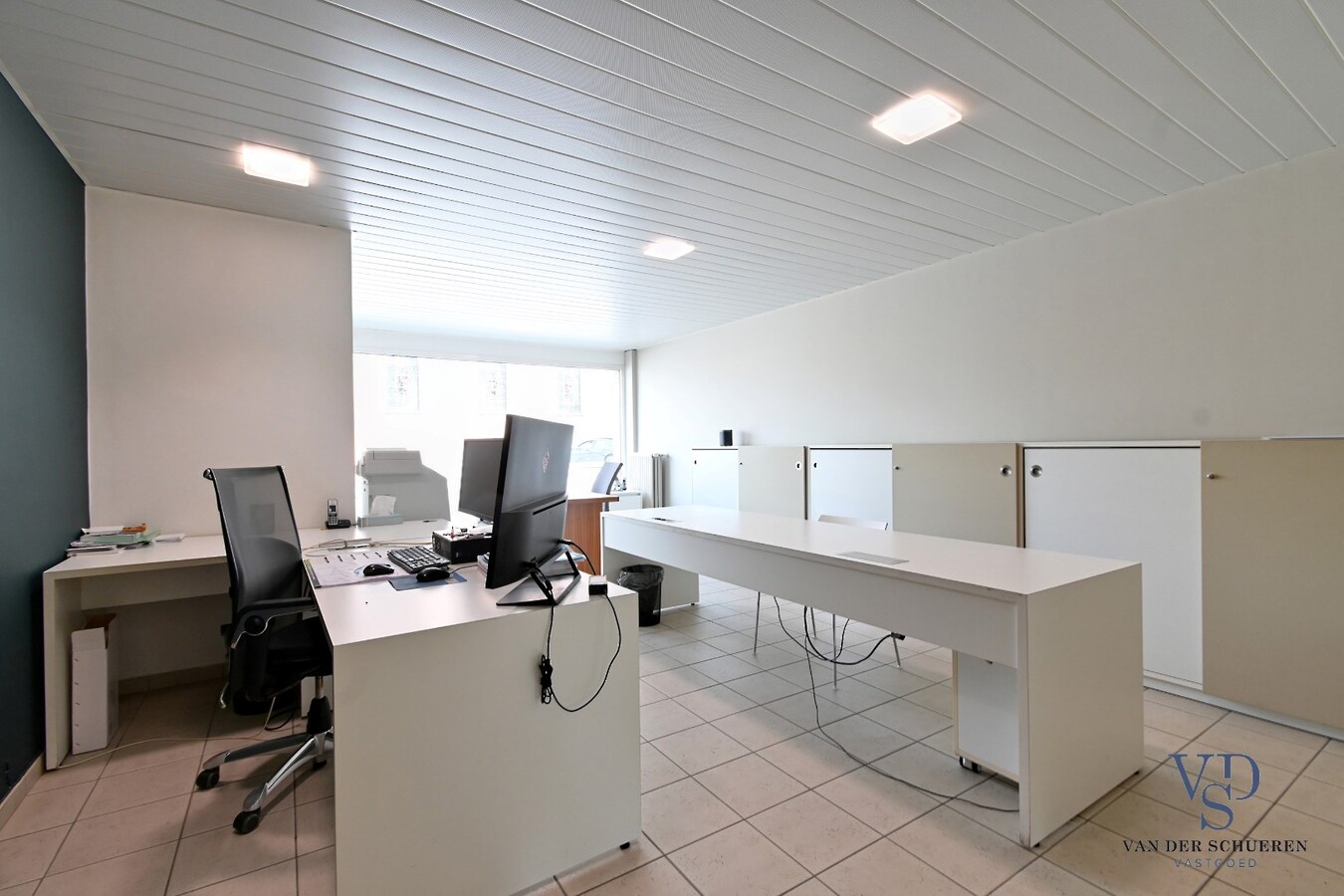 Uitstekend gelegen winkelruimte. 