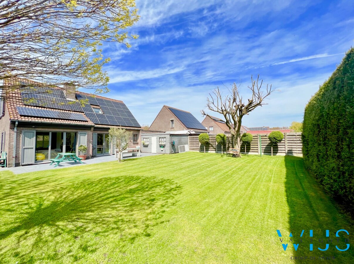 Instapklaar woonhuis met 4 slaapkamers, ruime tuin &amp; garage te ERTVELDE ! 