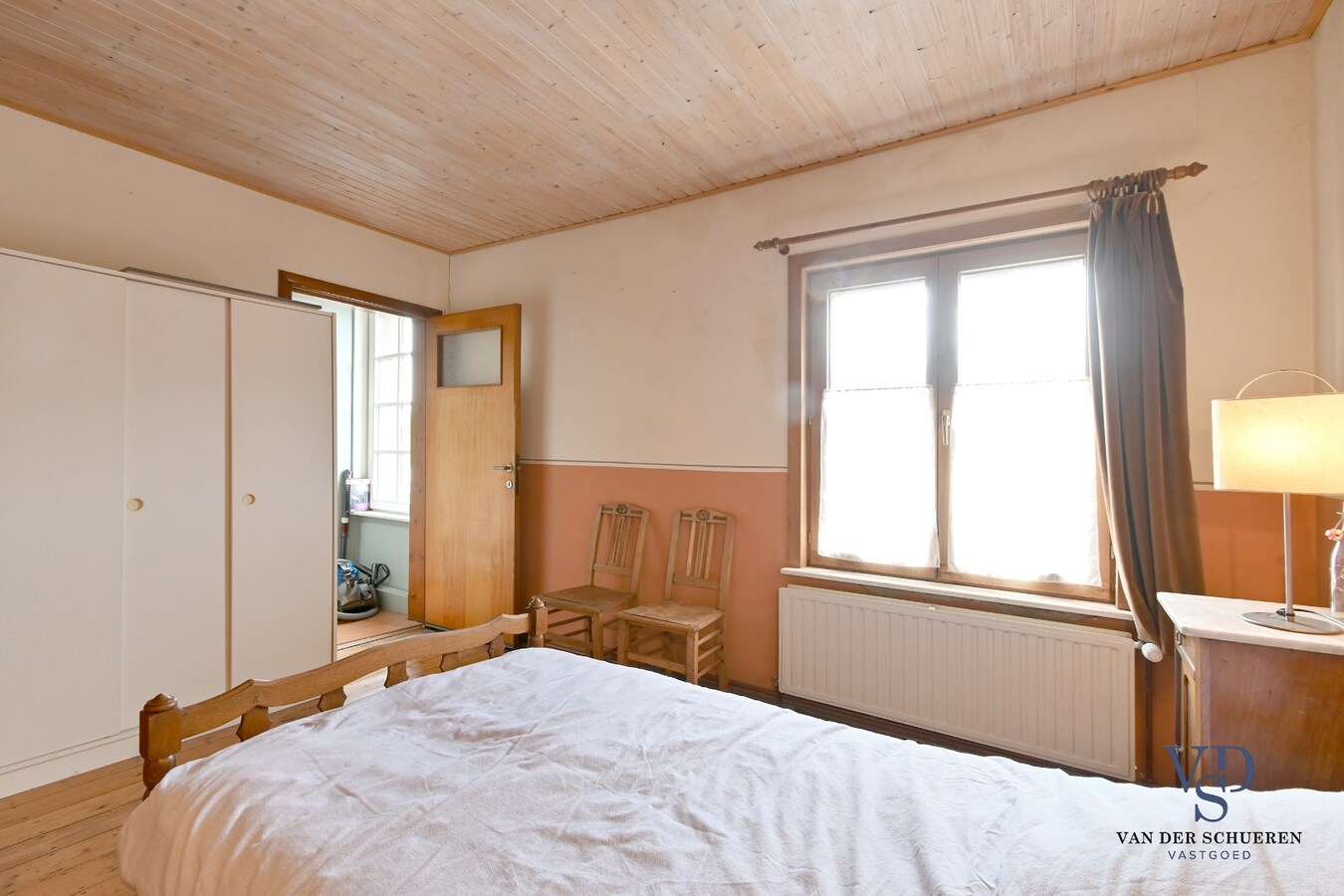 Charmante woning op royaal perceel van 1.618 m² 