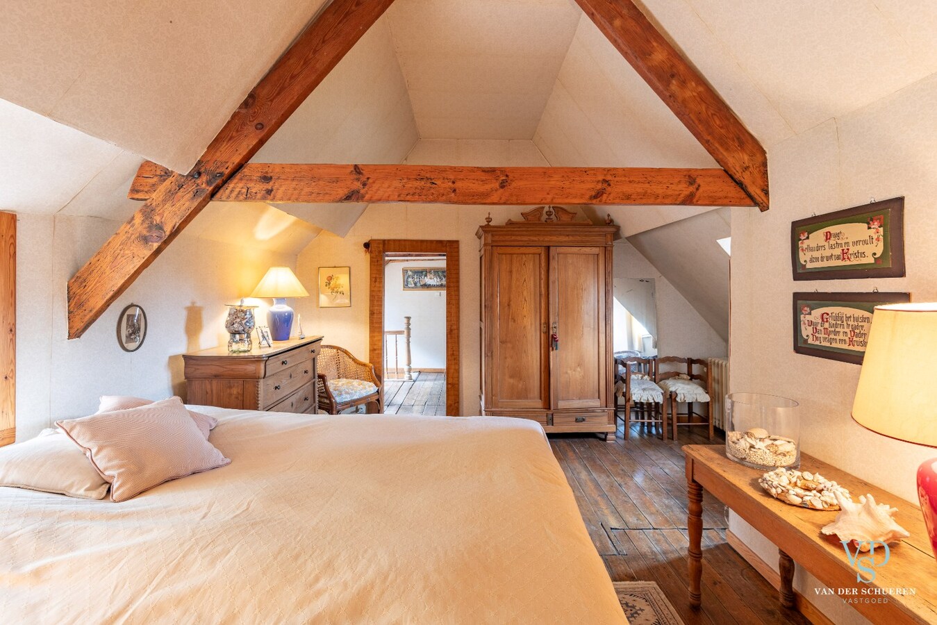 Charmante woning nabij centrum Gavere (op ca. 1255 m²) 