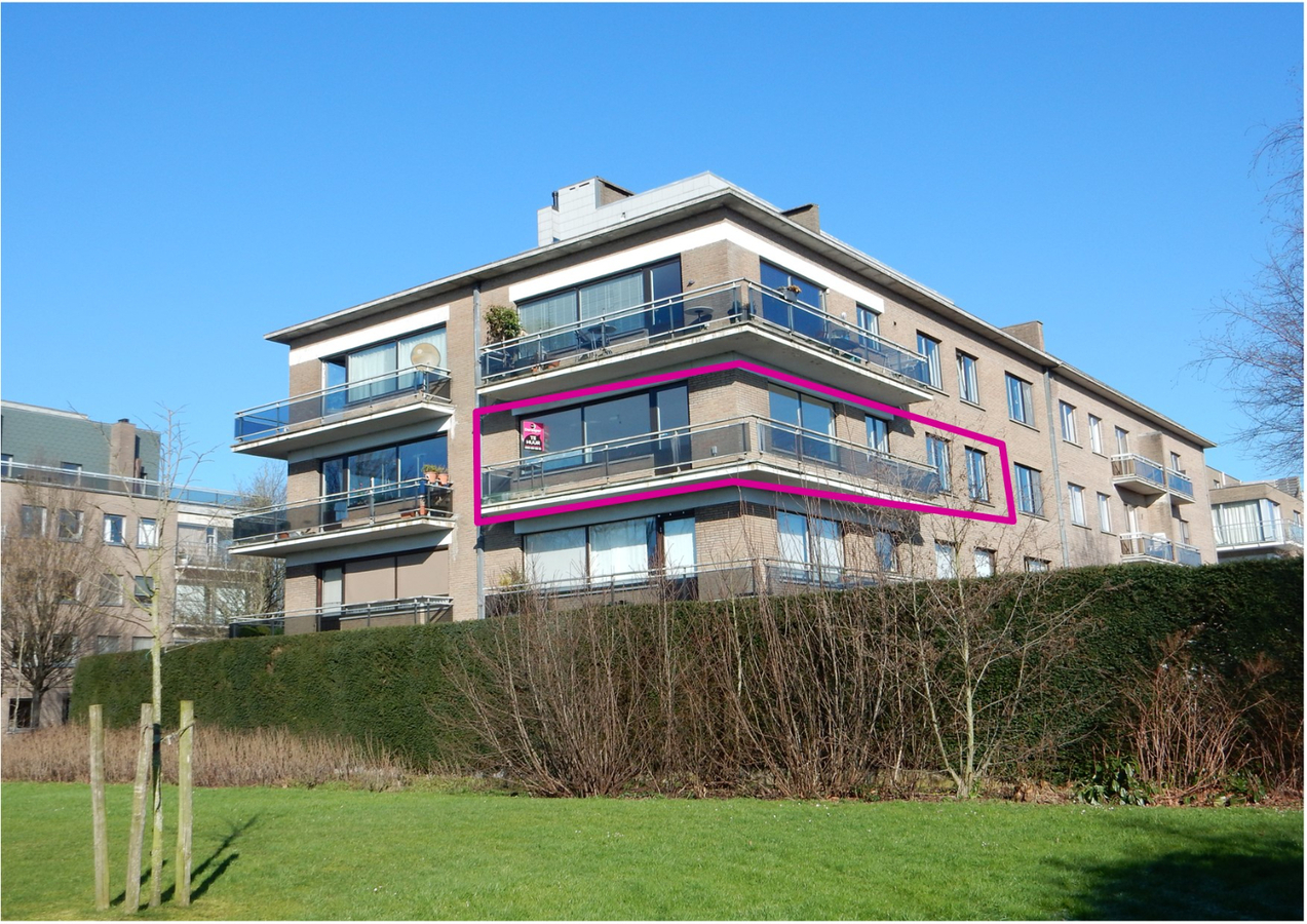 Ruim appartement met 3 slaapkamers en garagebox 