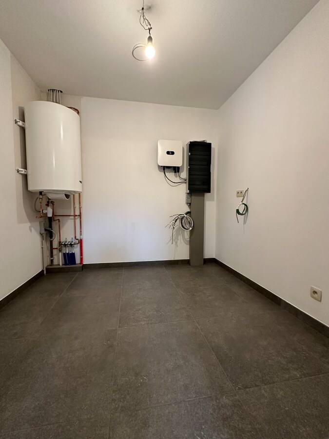 Prachtig, volledig gerenoveerd duplex appartement met 3 slaapkamers 