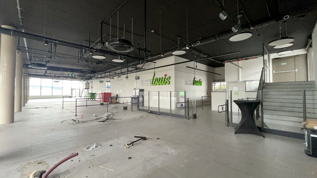 Handelspand te huur aan het Keerdok in Mechelen