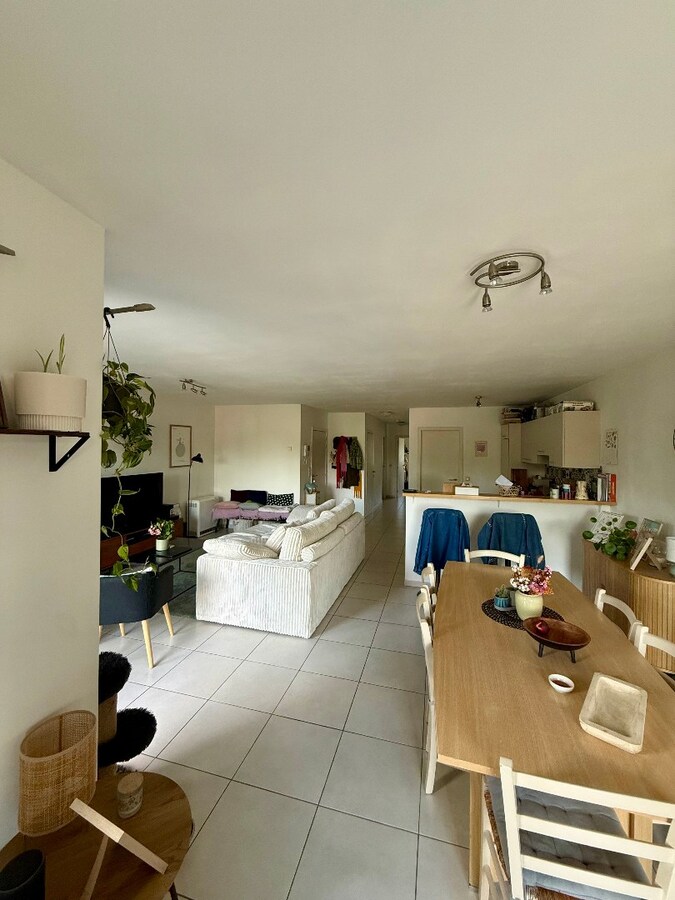 Appartement 2 chambres avec terrasse et parking 