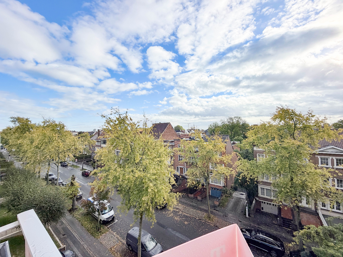 Fantastisch appartement met 3 terrassen op topligging te Kortrijk !  *** NONO INSPIRED *** 
