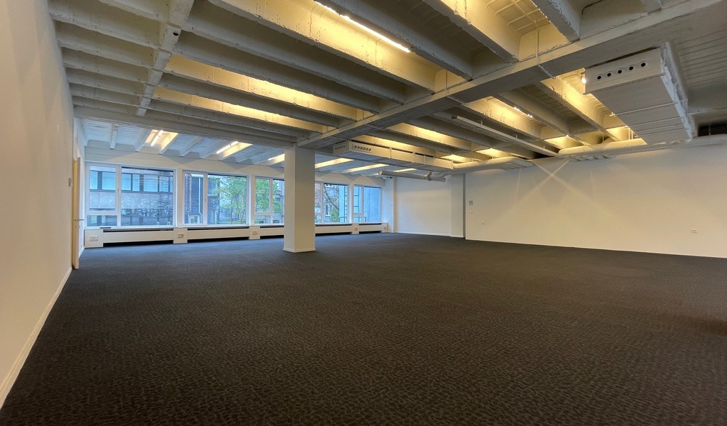 Stijlvolle kantoren te huur in National gebouw in Antwerpen