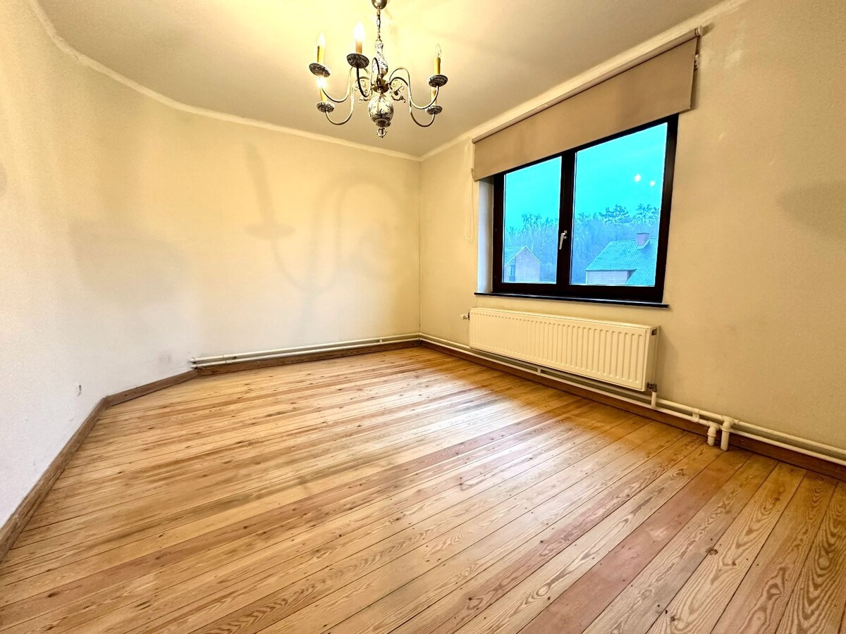 Instapklare woning op een leuke locatie te As. 