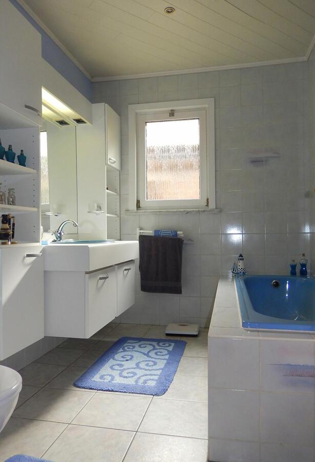 Woning met 4 slaapkamers en grote zonnige tuin 