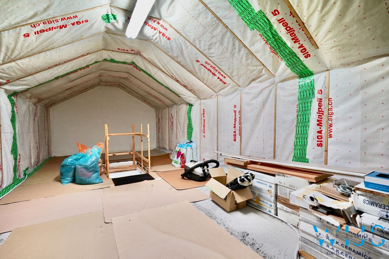 Instapklare en uiterst verzorgde woning op topligging te Eeklo 