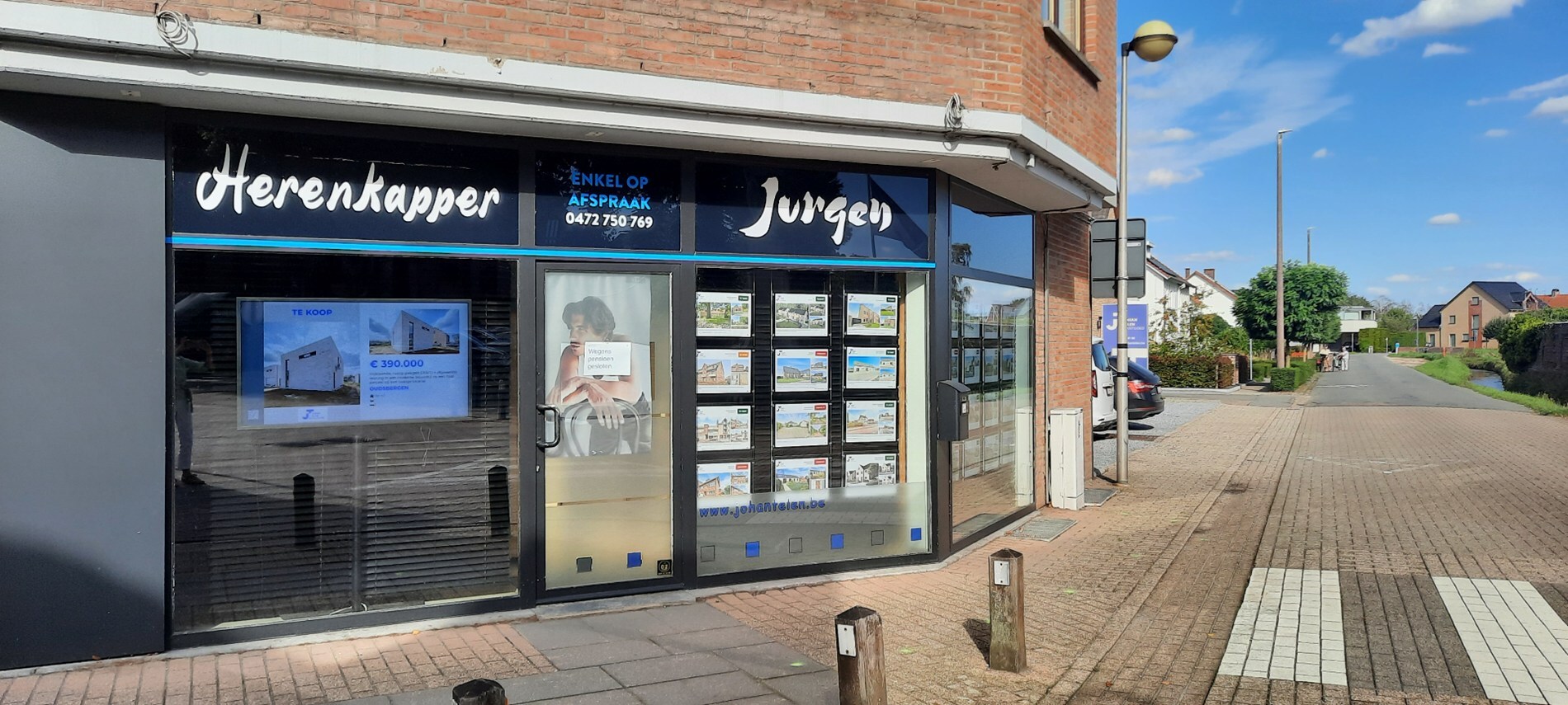 Handelspand in het centrum van Neeroeteren, diverse mogelijkheden. 