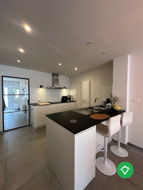 Instapklare woning met 2 slaapkamers en tuin te Eernegem 