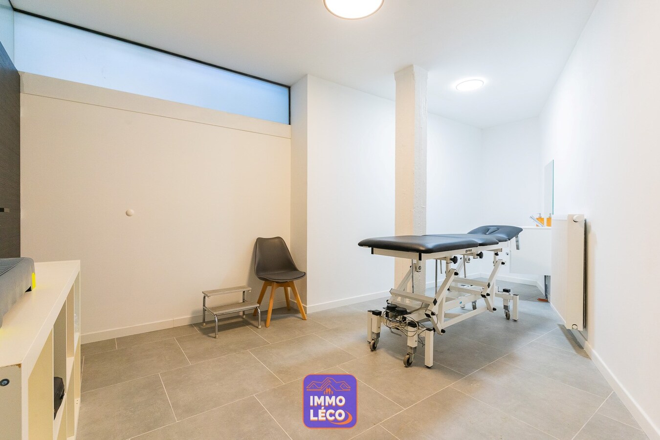 1 cellule située dans un centre paramédical, au Parc de Mouscron ! 