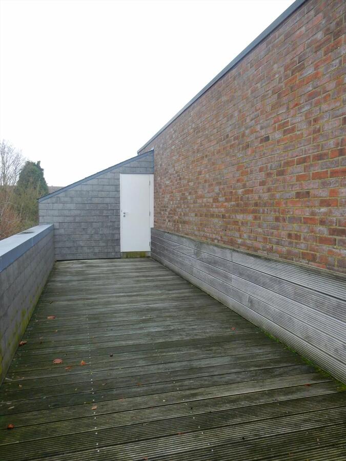 Opbrengsteigendom met 2 appartementen 