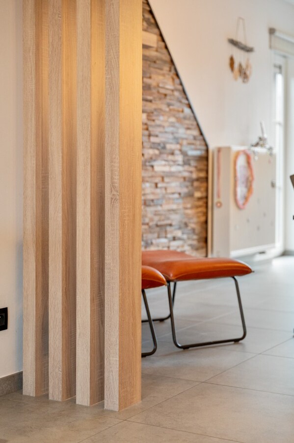 Recente, goed afgewerkte gezinswoning op een perceel van 5a15ca nabij het dorpscentrum van Opoeteren! 