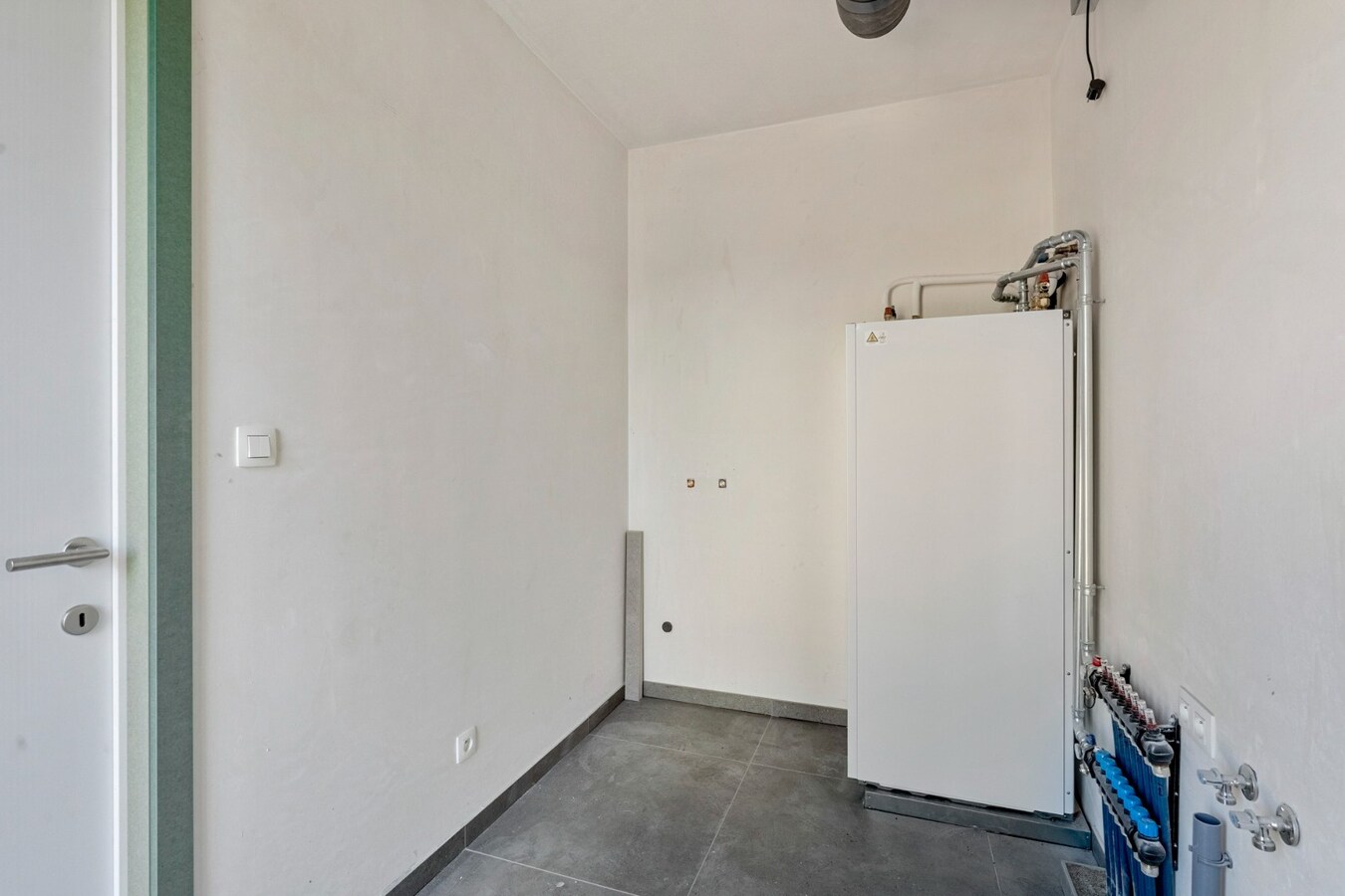 Afgewerkte halfvrijstaande BEN-woning op een perceel van 4a62ca in landelijk project te Voorshoven, een gehucht van Neeroeteren! 