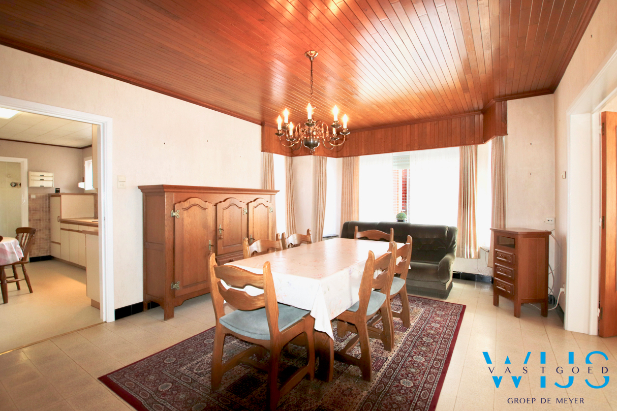 Zeer degelijk woonhuis op TOPlocatie te ERTVELDE ! 