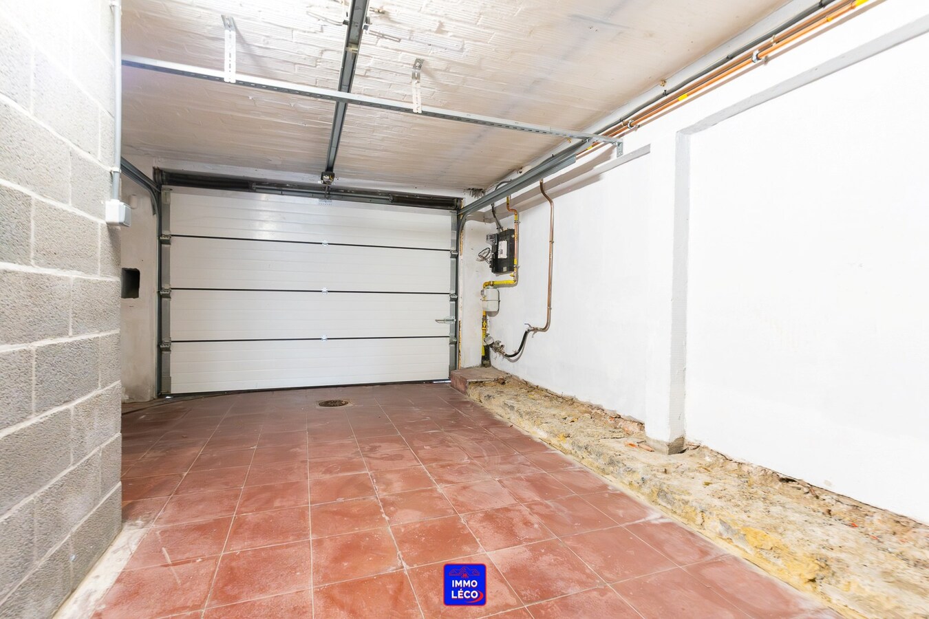 3 façades moderne avec garage, jardin, grand parking privé, COUP DE COEUR ! 