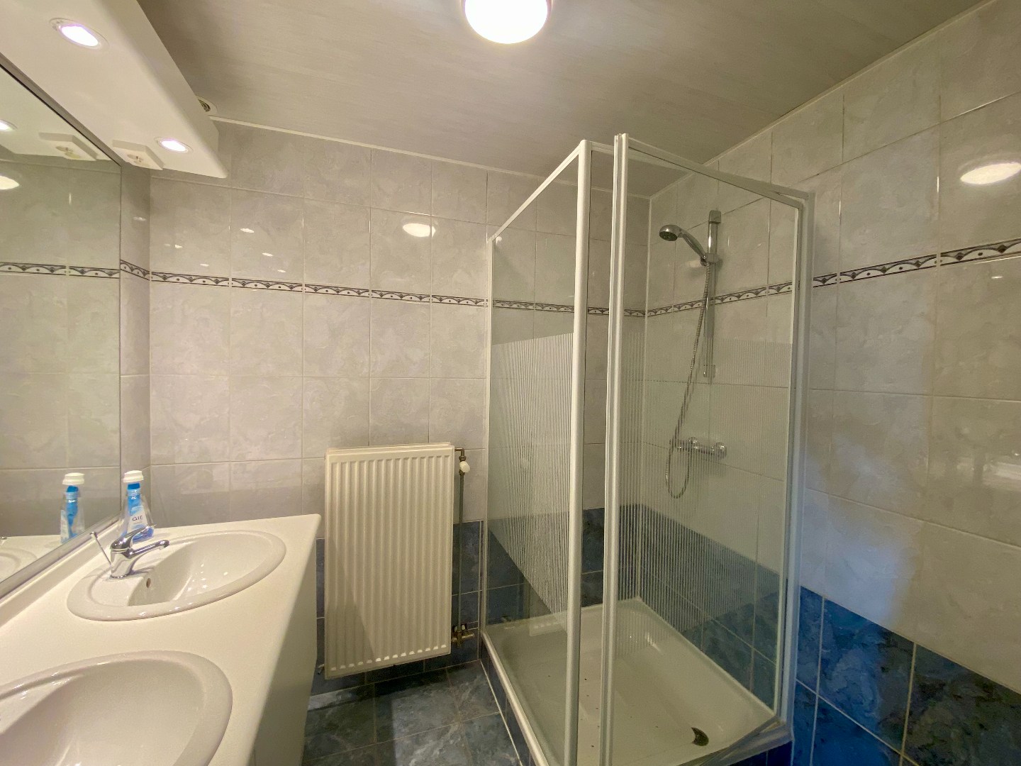 Instapklaar appartement met zonnig terras en 2 slaapkamers in hartje Vijve! 