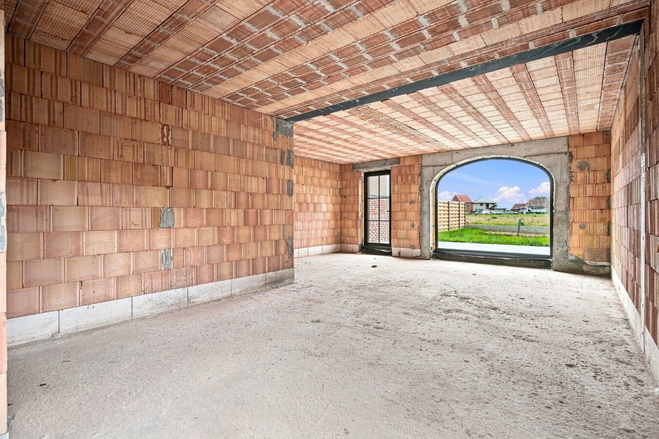 Ruime casco halfopen nieuwbouw met ruime garage in Merkem! 