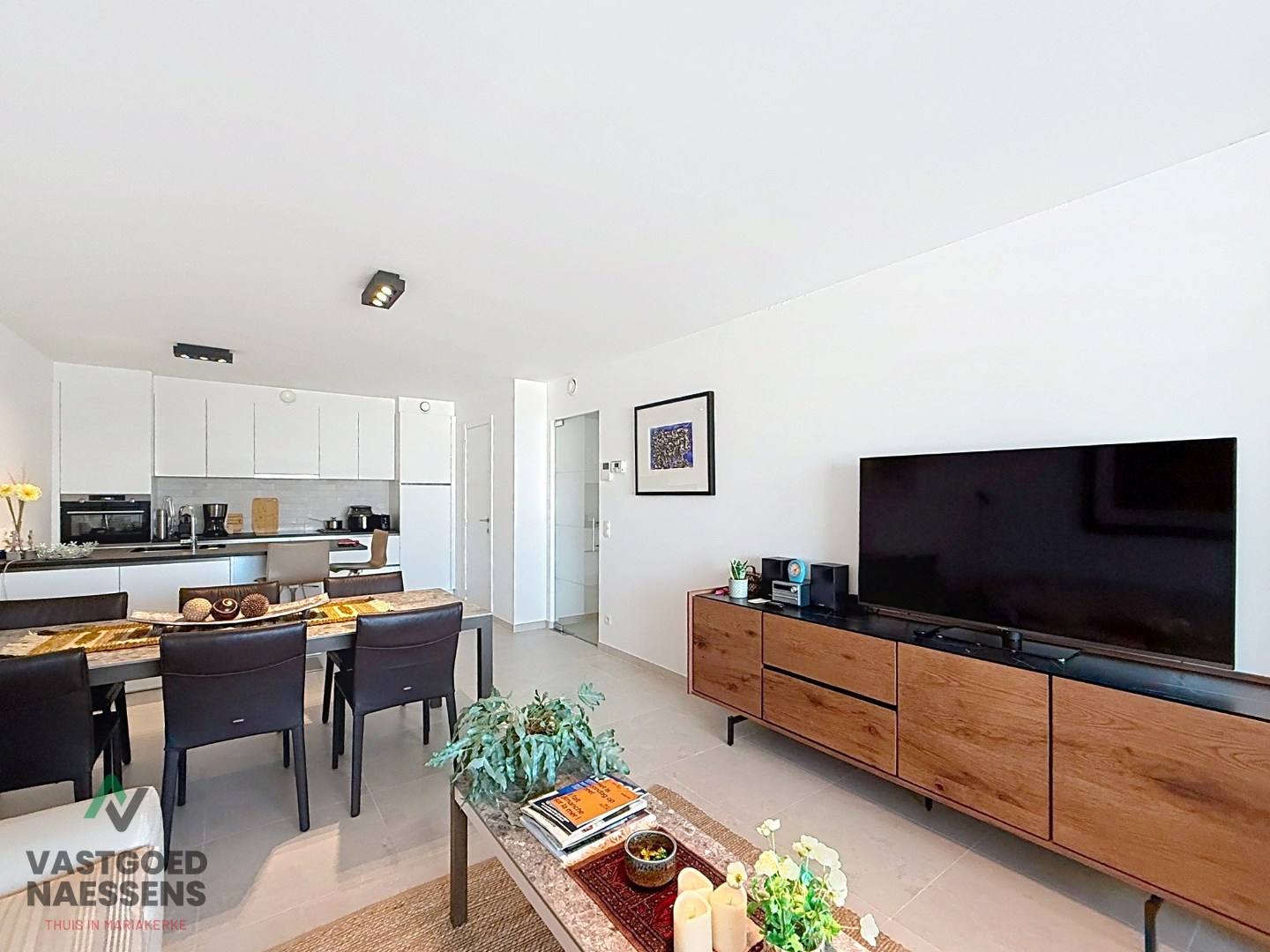 STIJLVOL GEMEUBELD 2 SLPK APP MET TERRAS 