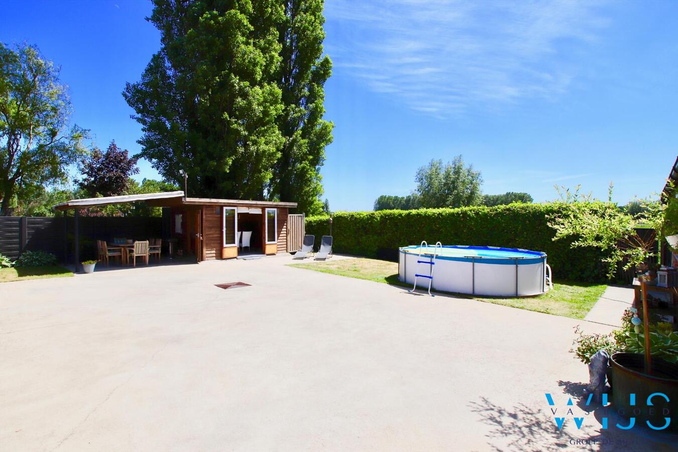 Piekfijn onderhouden en gerenoveerde bungalow te Zelzate! 