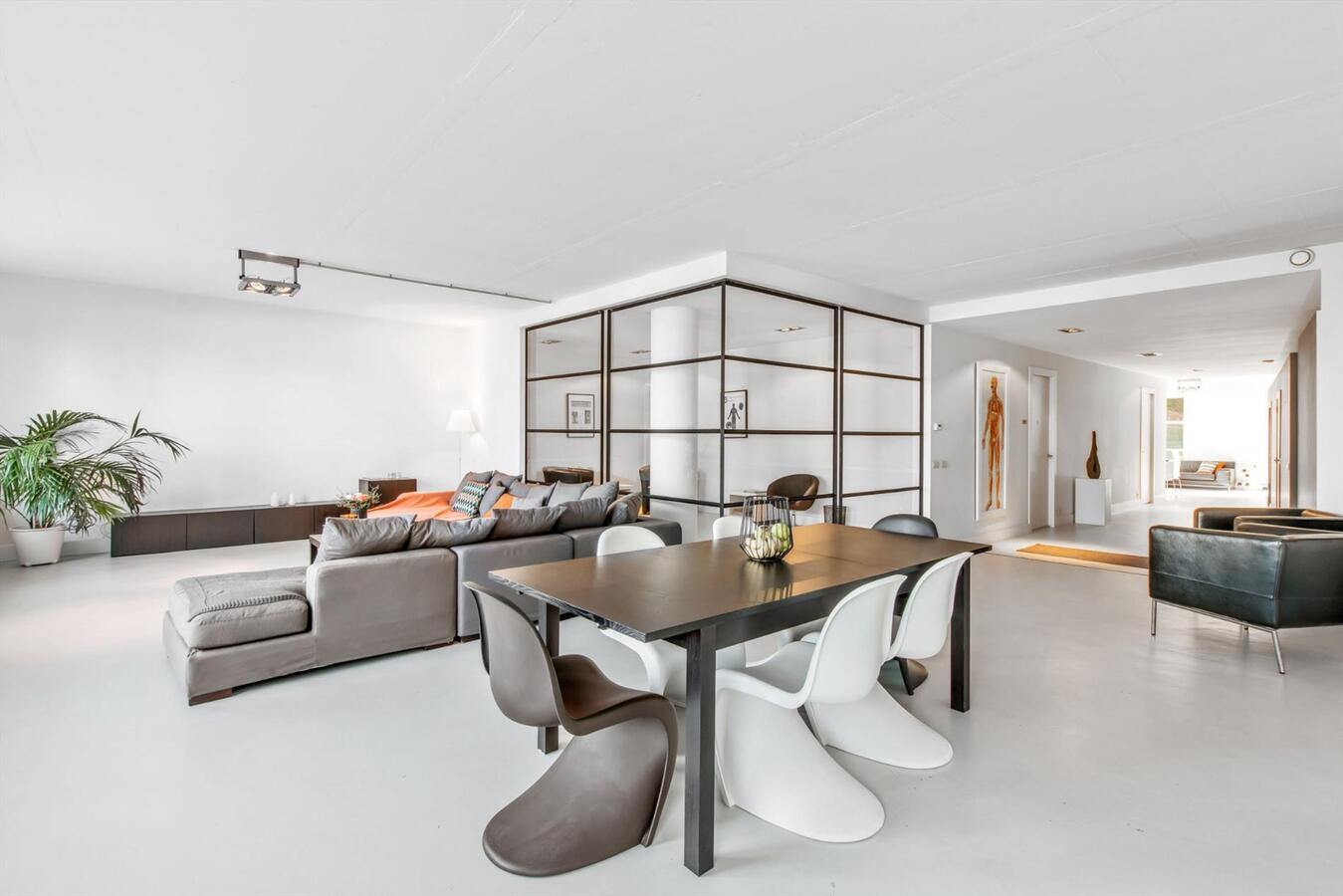 Uniek appartement met tuin op de mooiste locatie van Antwerpen 