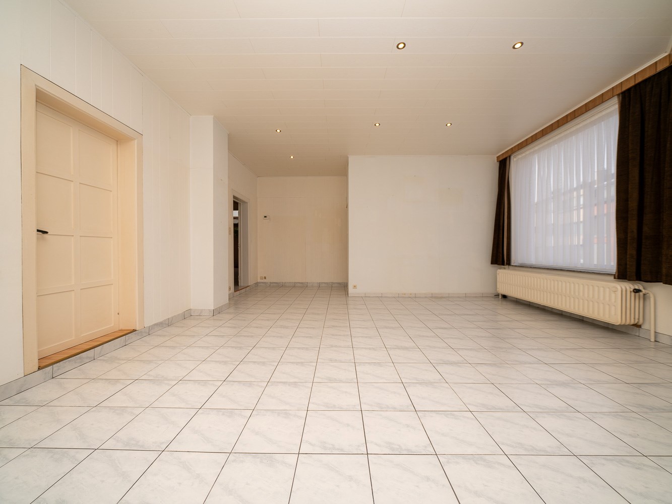 Veelzijdig hoekpand in het centrum van Schepdaal 