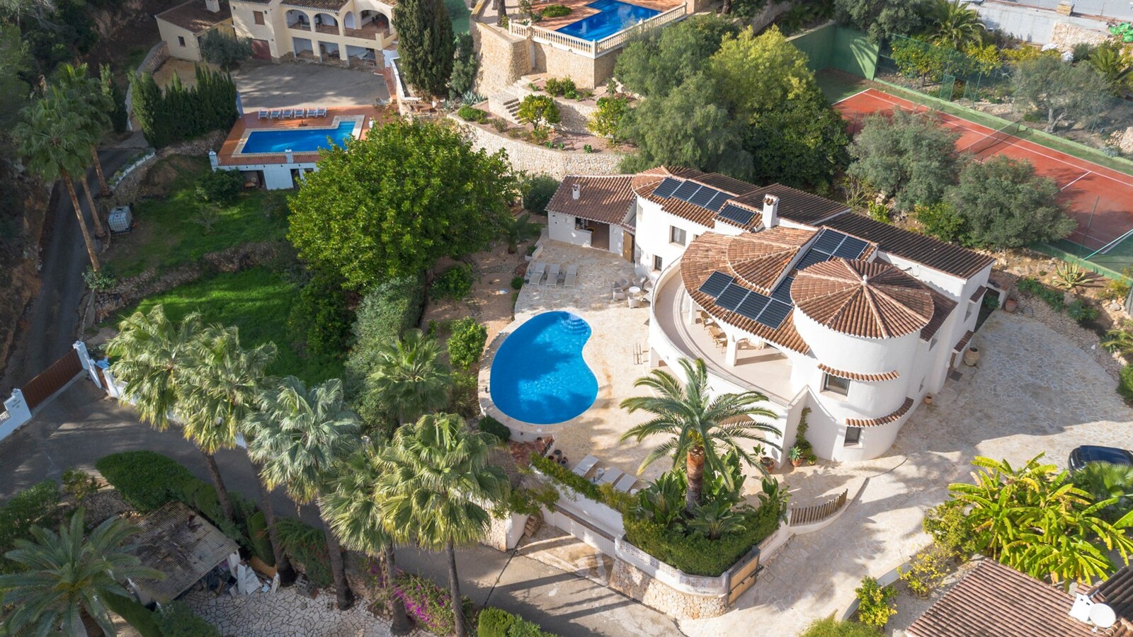 Villa Amare – Elegant wonen in Ibizastijl aan de Costa Blanca 