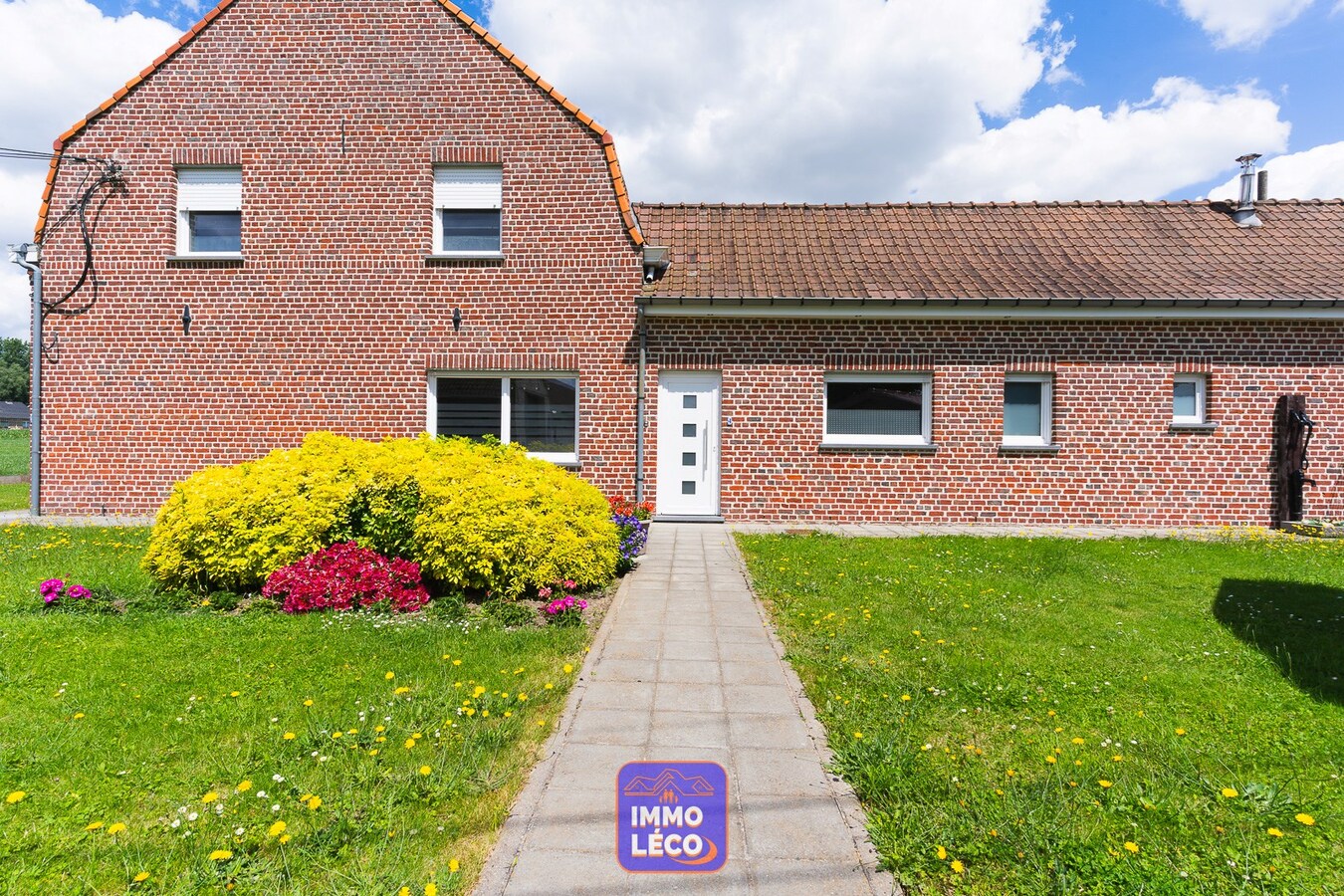 Maison de campagne avec jardin et parking, un véritable coup de coeur ! 